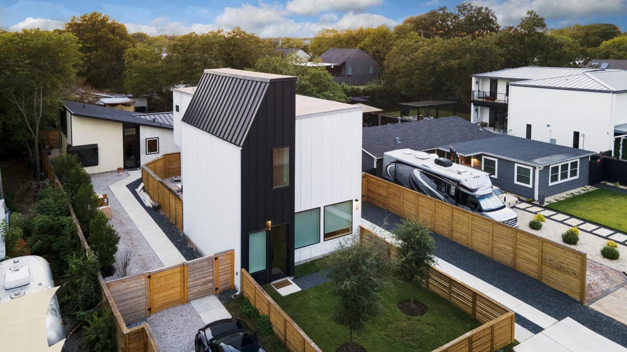Melody By Avantstay Peloton Included Sleek Home Austin Exterior foto